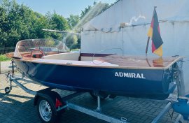Zeitlos klassisches Elektroboot, € 25.500,00